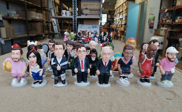 Algunes de les noves figures del món de la música, política, esports, cinema i digital que ha presentat Caganer.com.